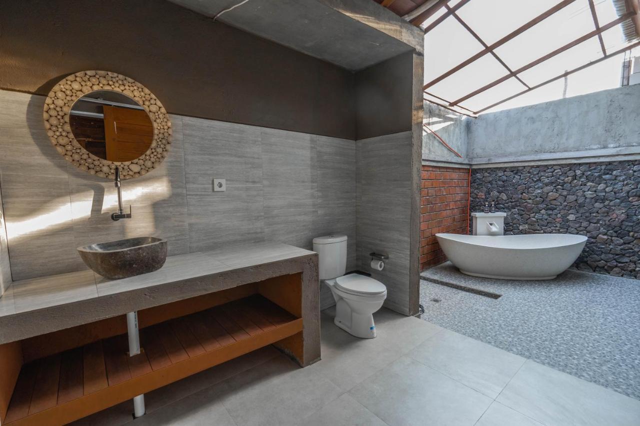 Garvi Villa Karangasem Exterior foto